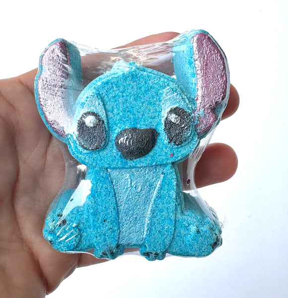 "Stitch" Bath Bomb